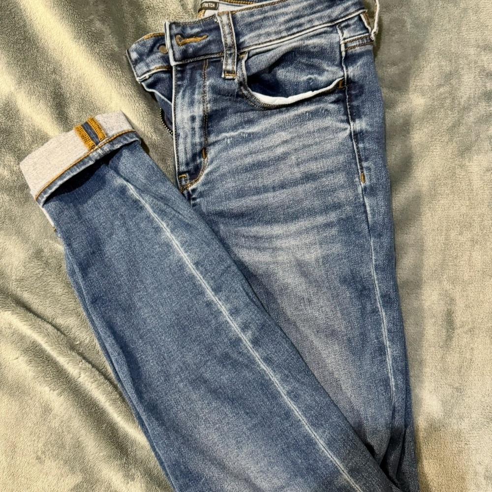 American eagle women’s skinny Jeans